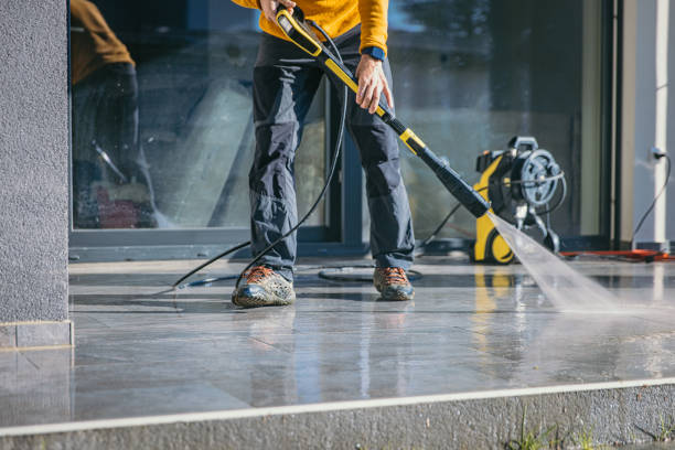 Why Choose Our Certified Pressure Washing Experts for Your Project Needs in Dothan, AL?